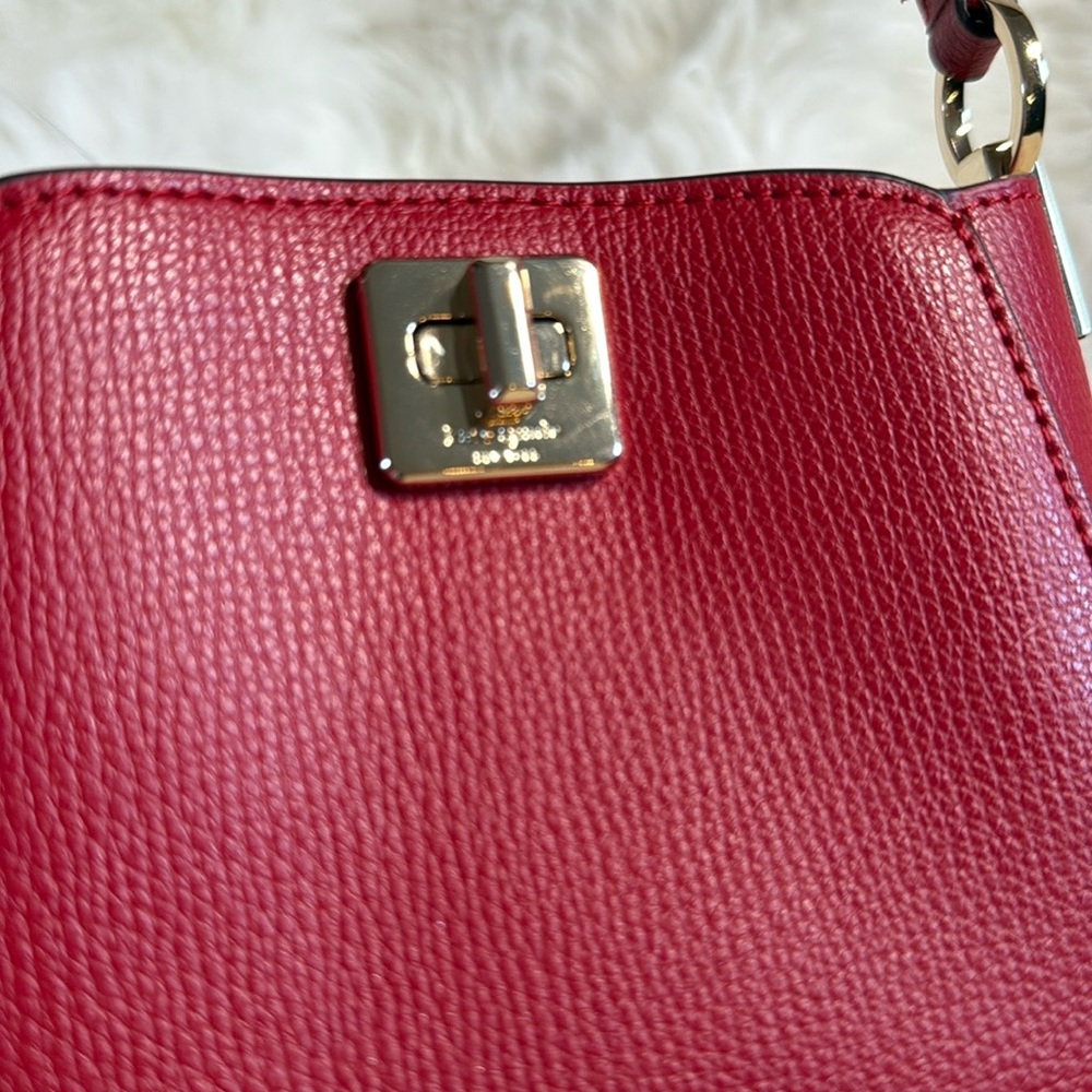 Kate Spade Red Mini Bag with Sleek Design - Picture 13 of 15